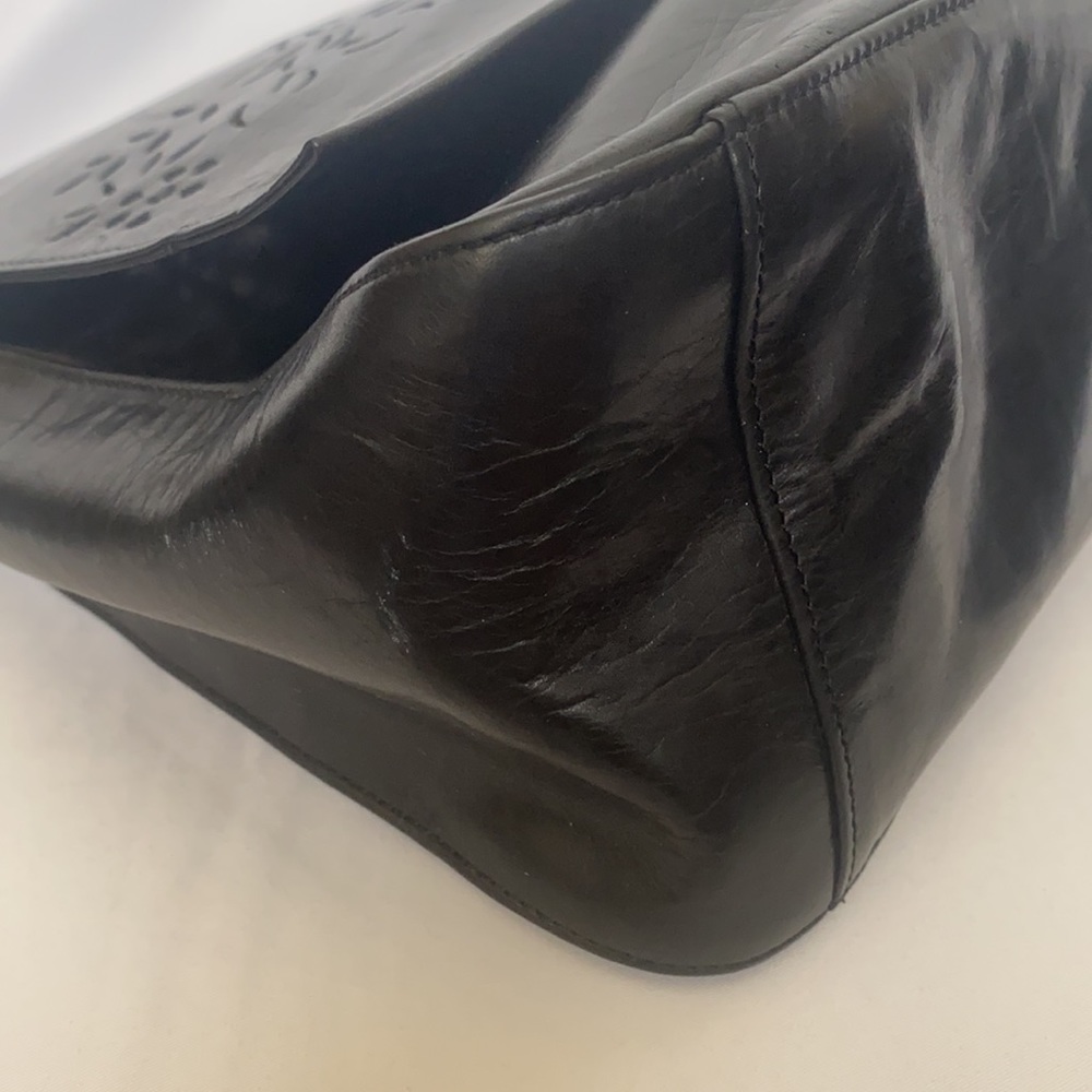 Banana Republic Floral Laser Cut Black Leather Flap Shoulder Bag - Picture 9 of 11